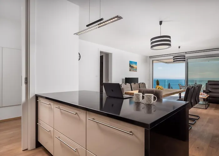 Exclusive Soho Center With Pool And Terrace Apartment *