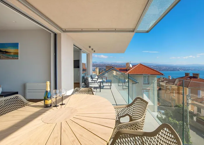 Exclusive Soho Center With Pool And Terrace Apartment Opatija