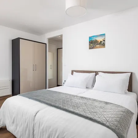 Exclusive Soho Center With Pool And Terrace *