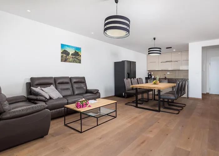 Апартаменты Exclusive Soho Center With Pool And Terrace *