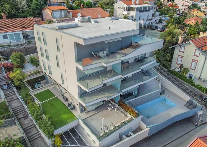 Exclusive Soho Center With Pool And Terrace *